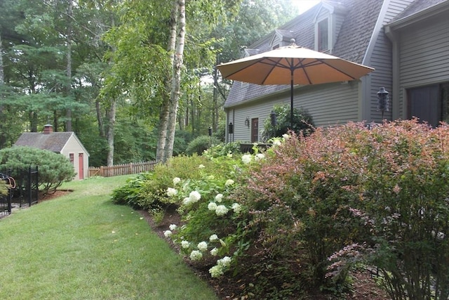 view of yard with fence