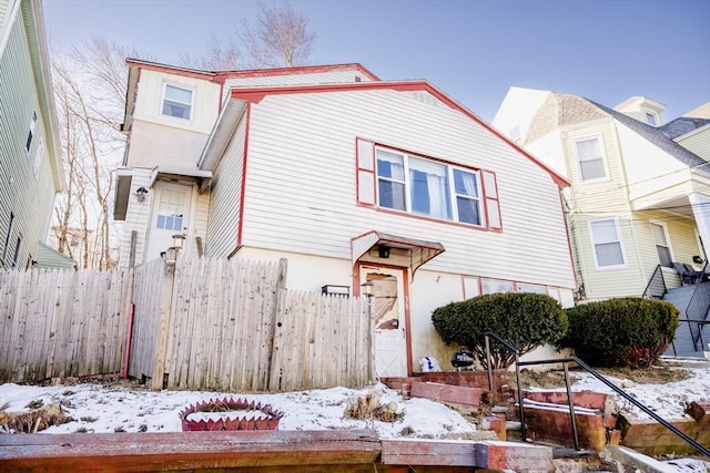 view of front of home