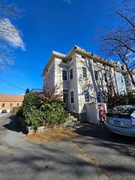 view of building exterior