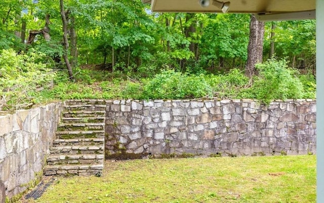 124 Mount Vernon Rd W, Weymouth, MA 02189 - view of grassy yard