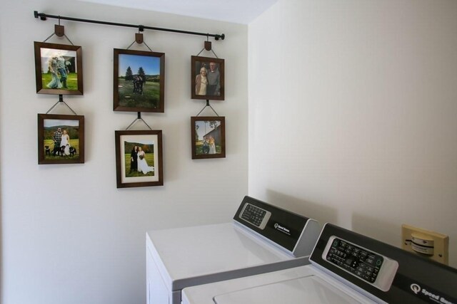 310 S River Rd, Charlemont, MA 01339 - laundry room with independent washer and dryer and laundry area