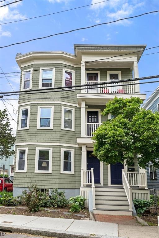 111 Williams St Unit 3, Boston, MA 02130 - multi unit property featuring a balcony