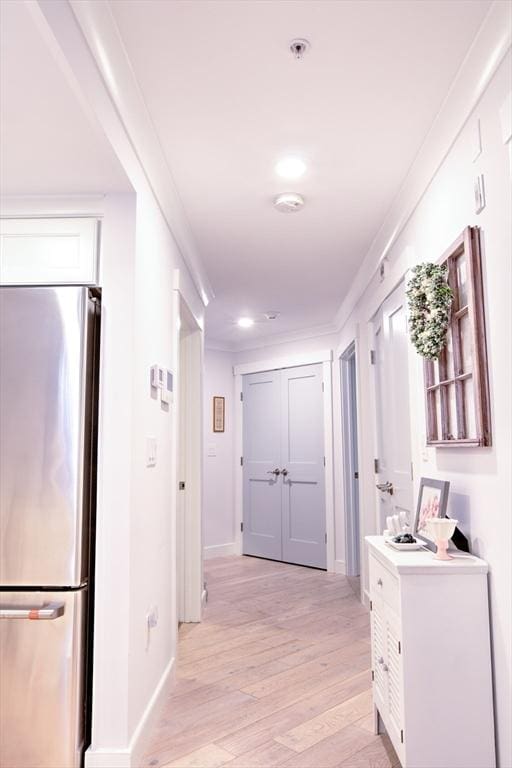 11 Cushing Pl Unit 106, Chelmsford, MA 01824 - hall with light wood-style floors, baseboards, and recessed lighting