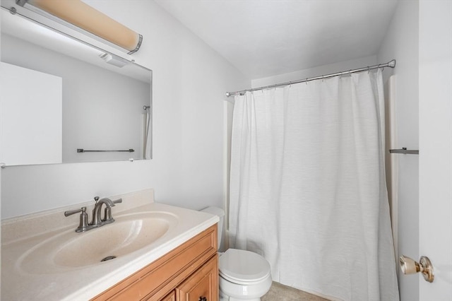 99 Apache Way Unit 99, Tewksbury, MA 01876 - full bathroom with toilet, vanity, and a shower with curtain