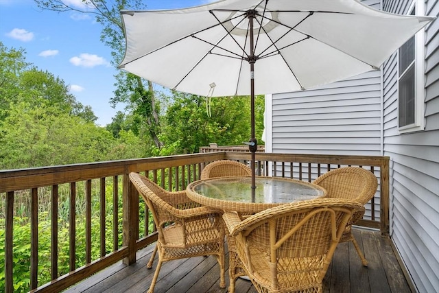 2 Heron Way Unit B, Salisbury, MA 01952 - wooden terrace with outdoor dining area