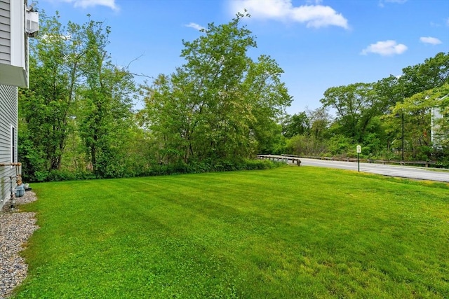 2 Heron Way Unit B, Salisbury, MA 01952 - view of grassy yard