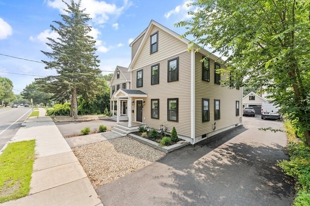 view of front of house