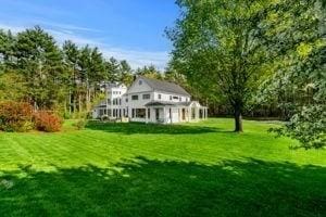 view of grassy yard