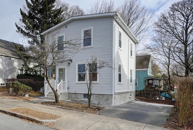 view of front of home