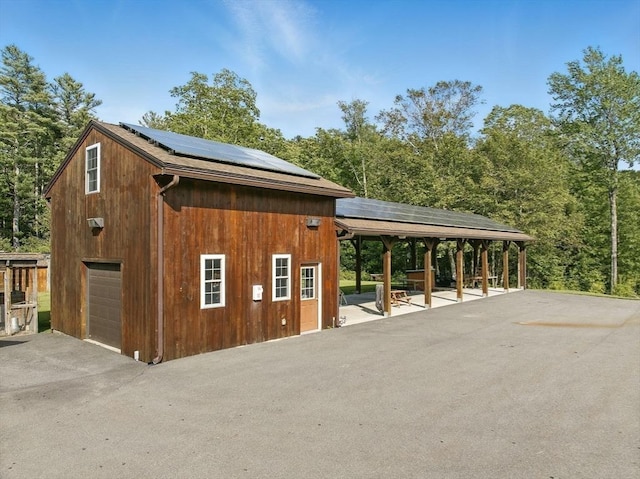 4 Paddock Rd, Rutland, MA 01543 - view of horse barn