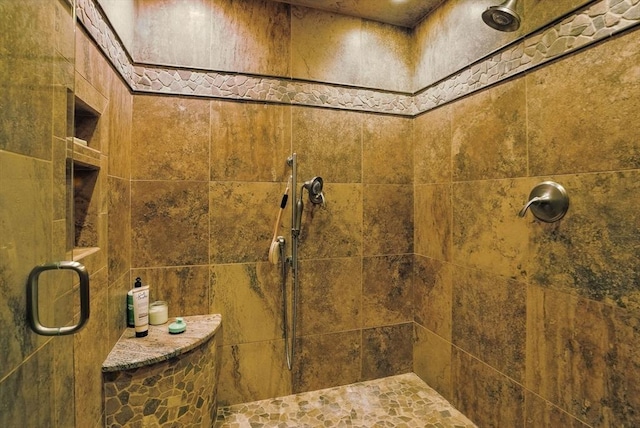 4 Paddock Rd, Rutland, MA 01543 - bathroom with a tile shower