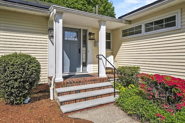 view of property entrance