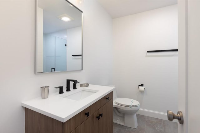 211 W Springfield St, Boston, MA 02118 - full bath featuring vanity, toilet, and baseboards
