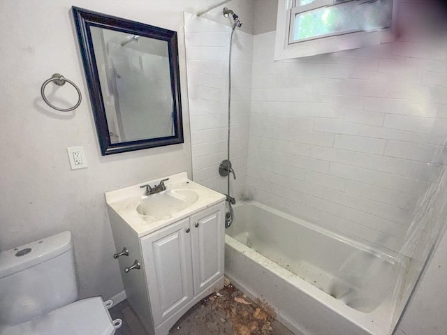 23 Eldert St, Springfield, MA 01109 - full bath with vanity and shower / bath combination