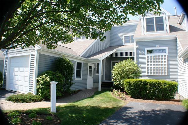 view of front of home with an attached garage