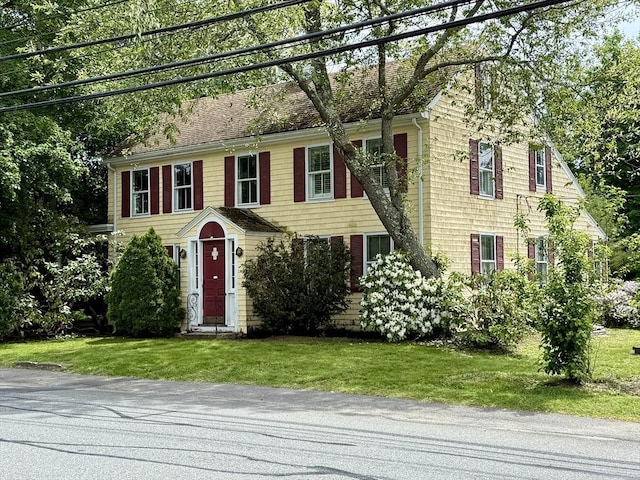 50 Humphrey St, Marblehead, MA 01945 - colonial-style house with a front lawn