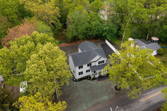 aerial view of property and surrounding area