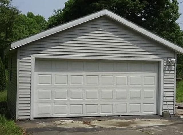 95 Prospect Street Ext, Westfield, MA 01085 - view of detached garage