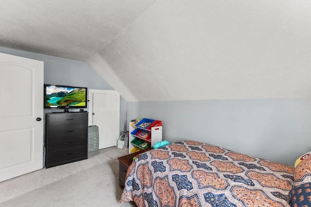 53 Avon St, Taunton, MA 02780 - bedroom featuring lofted ceiling, carpet flooring, and a textured ceiling