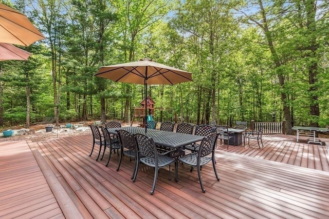 225 Walker St, Seekonk, MA 02771 - deck with outdoor dining area