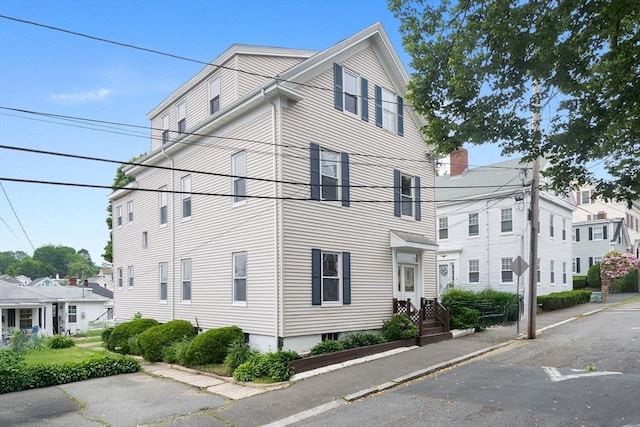 11 Barr St, Salem, MA 01970 - view of home's exterior