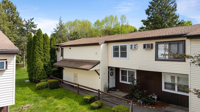 27 Mason Ct Unit 27, Amesbury, MA 01913 - view of front of house with a front lawn