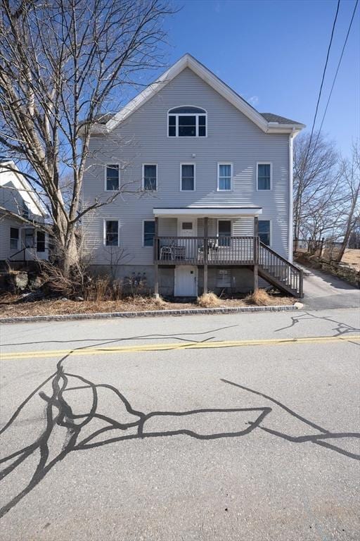 view of front of house