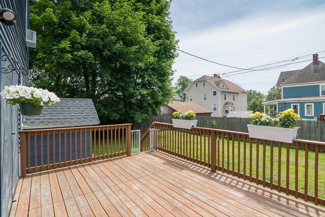 61 Fairfield Ave, Holyoke, MA 01040 - view of deck