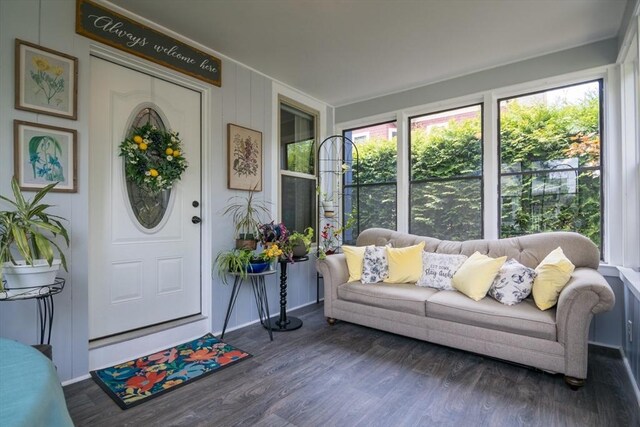 61 Fairfield Ave, Holyoke, MA 01040 - sunroom featuring wood finished floors and baseboards