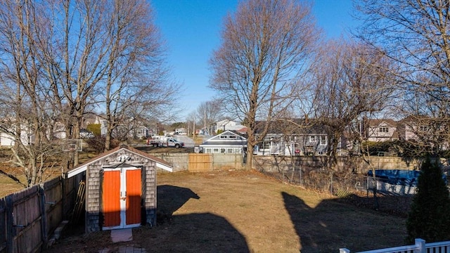 view of yard with a shed