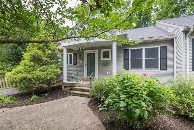 48 Northern Ave Unit 48, Northampton, MA 01060 - bungalow-style home featuring a shingled roof