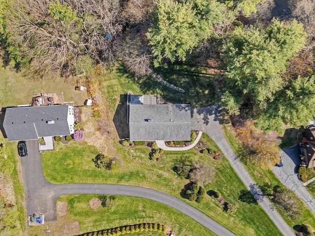 aerial view of property and surrounding area