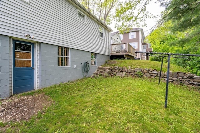 15 Winslow St, Gardner, MA 01440 - view of grassy yard