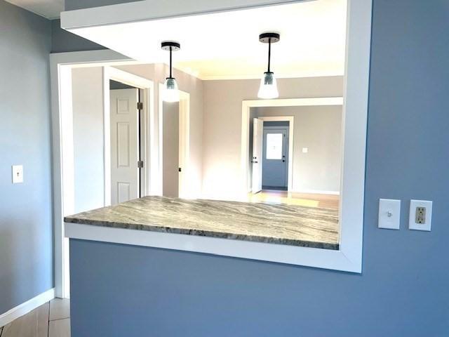 kitchen featuring decorative light fixtures