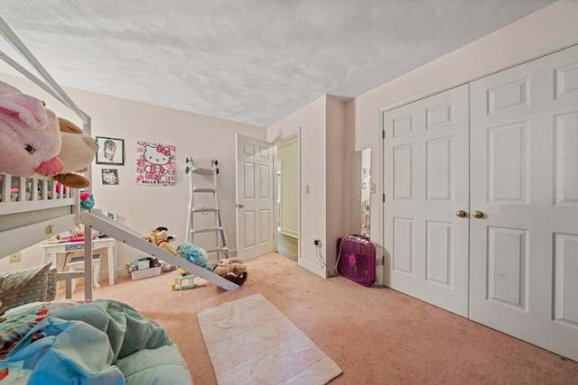 161 Old Farm Rd, Leominster, MA 01453 - bedroom featuring carpet floors, a closet, and a textured ceiling
