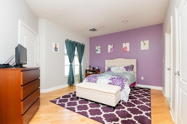 501 Commerce Dr Unit 1304, Braintree, MA 02184 - bedroom featuring light wood-style floors, baseboards, and recessed lighting