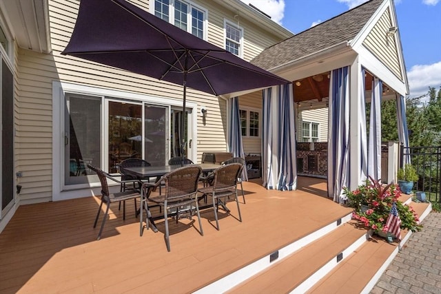 63 High St, Shrewsbury, MA 01545 - deck featuring outdoor dining area