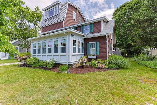 34 Kenwood Rd, Bourne, MA 02559 - view of front of property with a gambrel roof
