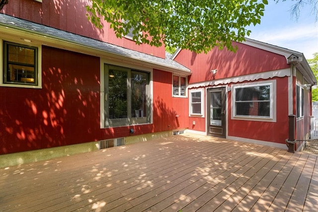 4 Farmland Rd, Saugus, MA 01906 - view of wooden terrace