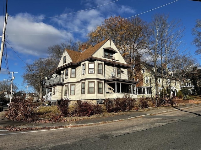 view of home's exterior