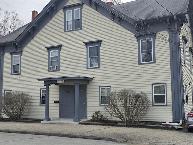 20 Central St, West Brookfield, MA 01585 - view of front of house featuring a chimney
