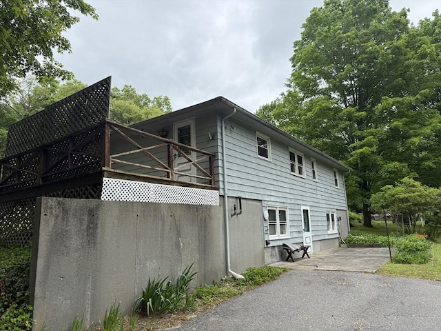 4 King Ln, Monson, MA 01057 - view of side of property featuring a wooden deck