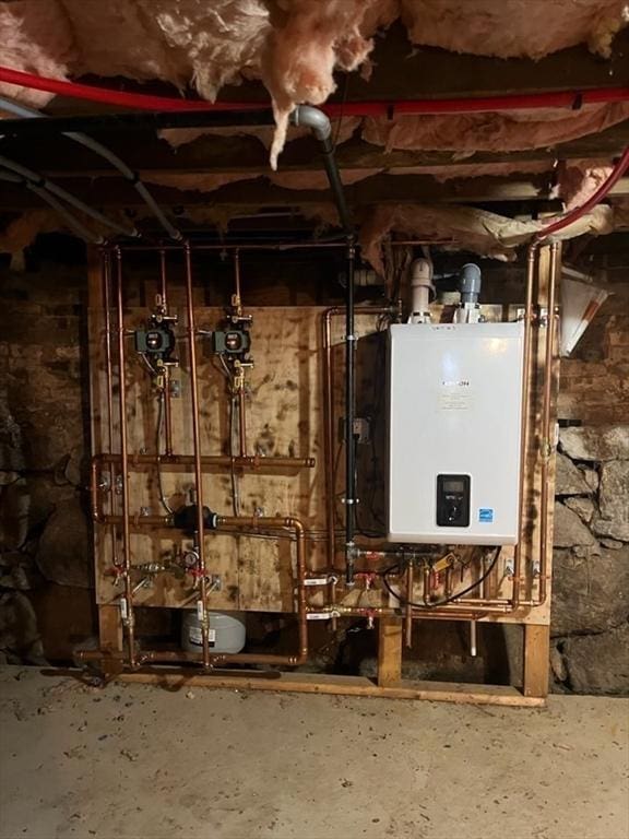 18 Dean St, Warren, MA 01083 - utilities with water heater