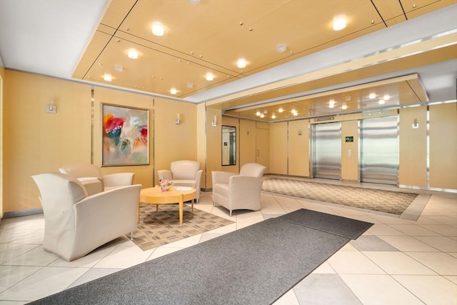 22 Chestnut Pl Unit 111, Brookline, MA 02445 - view of community lobby