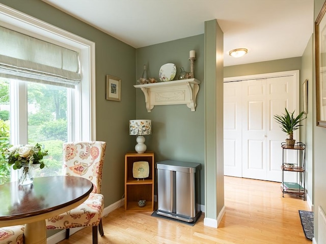 40 Bay Farm Unit 40, Duxbury, MA 02332 - living area with light wood-style flooring and baseboards