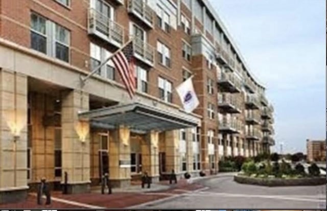 4 Battery Wharf Unit 4504, Boston, MA 02109 - view of apartment building / complex