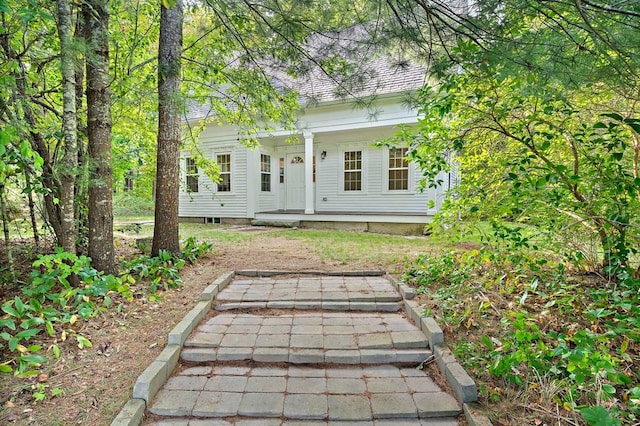 view of front of home