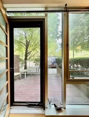 2 Earhart Unit 121, Cambridge, MA 02141 - view of doorway to outside