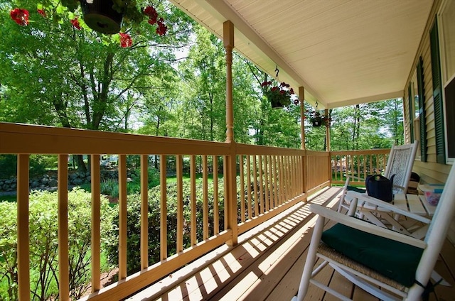 balcony with a porch