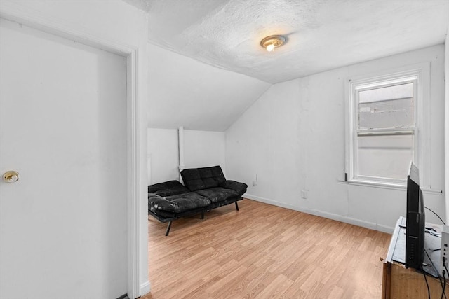 686-688 E Ave, Warwick, RI 02886 - sitting room featuring light wood finished floors and vaulted ceiling